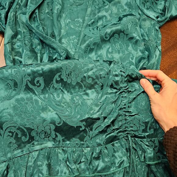 Revolve Majorelle Dress Size M Green Satin Floral Jacquard Puff Sleeve Ruffle - Picture 14 of 16